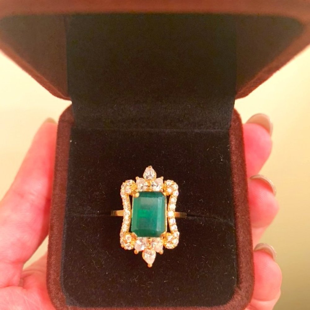 Synthetic Emerald Ring in 18K Gold